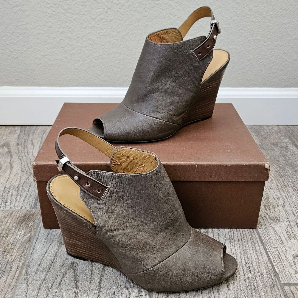 Coach Lindsay Leather Sling Back Peep Toe Wedges Size 9.5